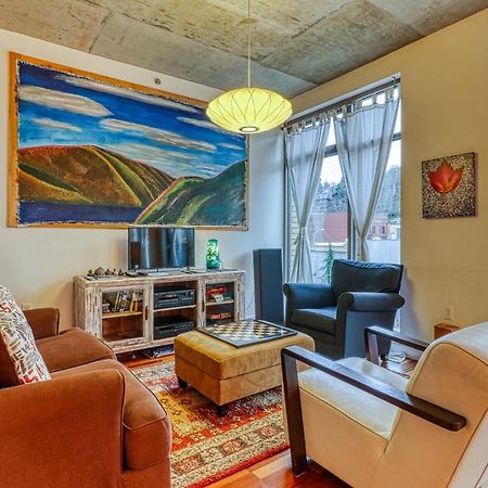 Oak Street Lofts Hotel ฮูดริเวอร์ ภายนอก รูปภาพ