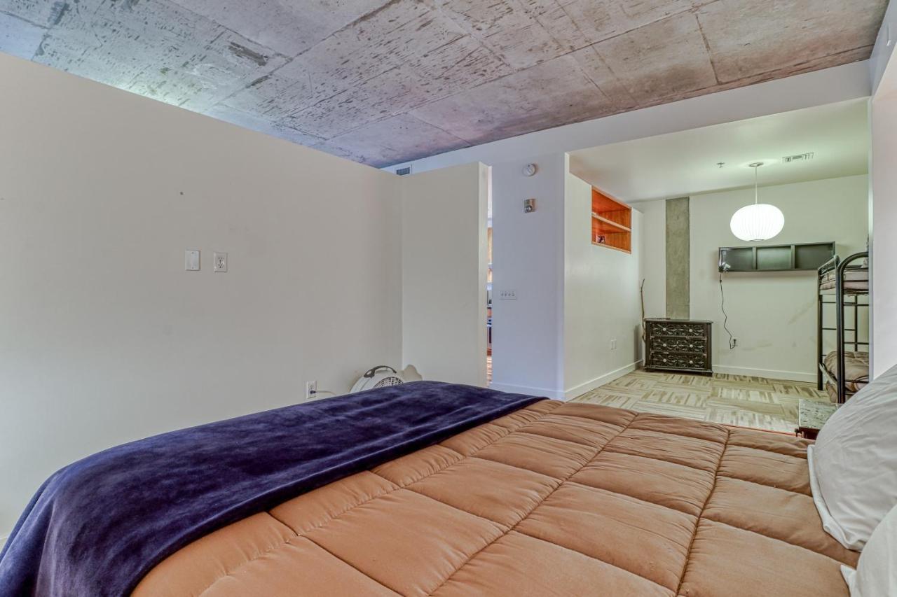 Oak Street Lofts Hotel ฮูดริเวอร์ ภายนอก รูปภาพ