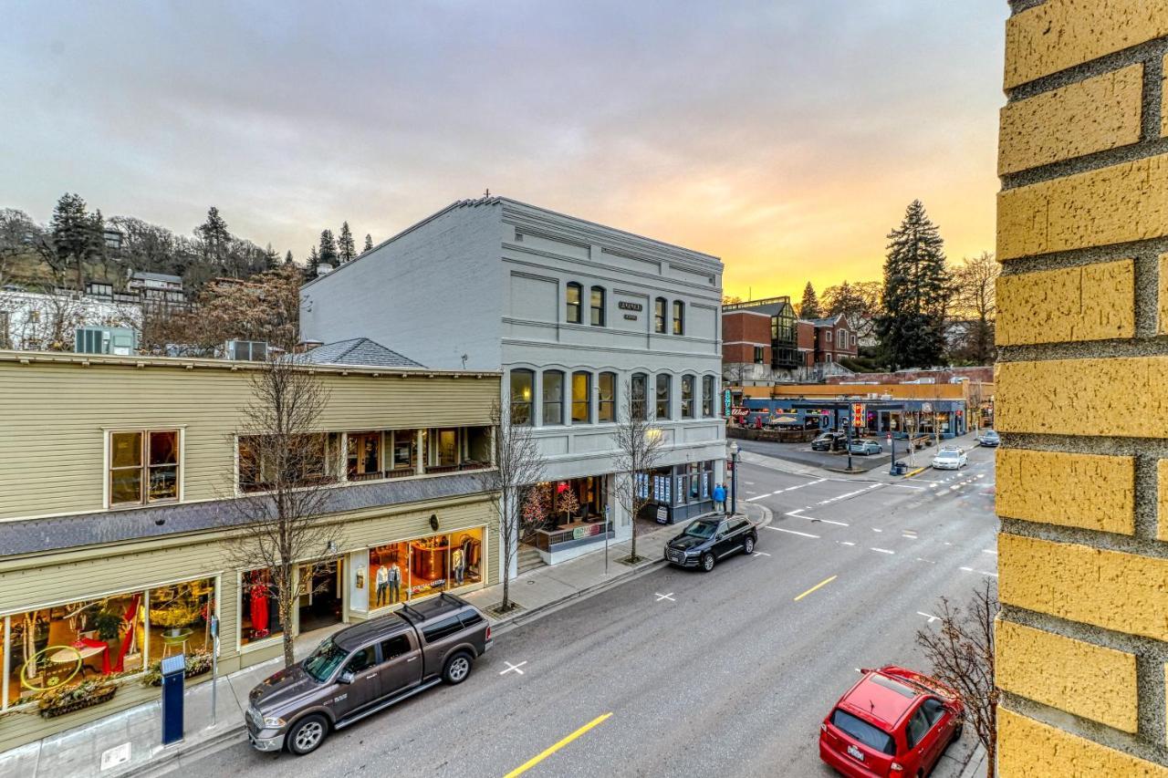 Oak Street Lofts Hotel ฮูดริเวอร์ ภายนอก รูปภาพ