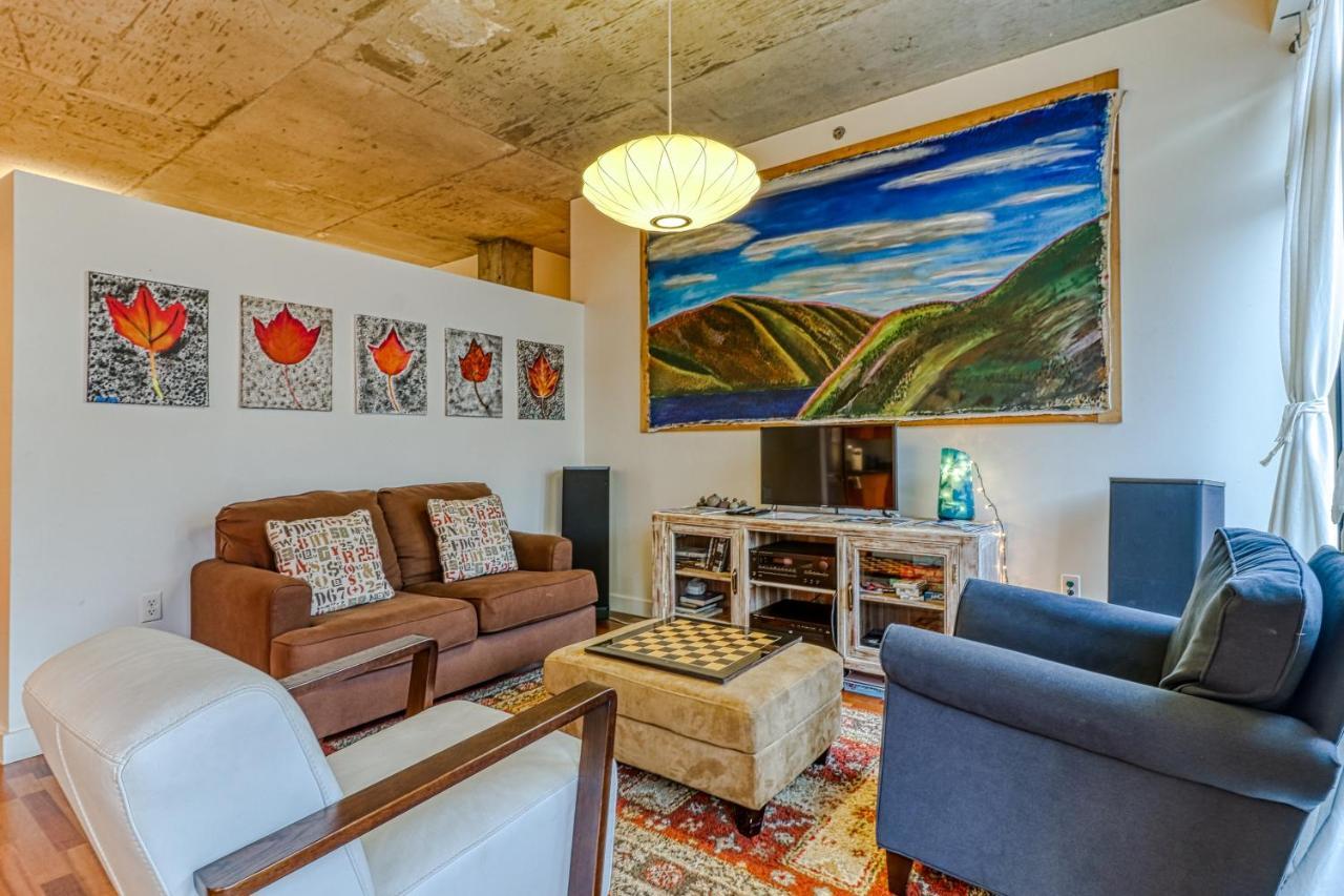 Oak Street Lofts Hotel ฮูดริเวอร์ ภายนอก รูปภาพ